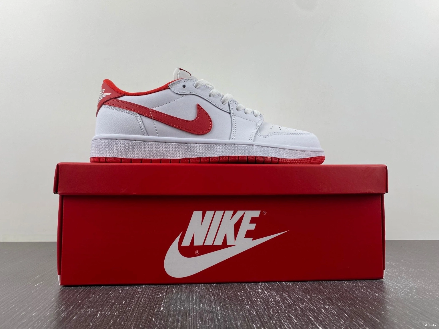 CZ0790-161 OG Low Air 1 Red University Jordan 0411
